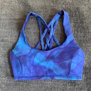 Lululemon Free to Be Serene Bra